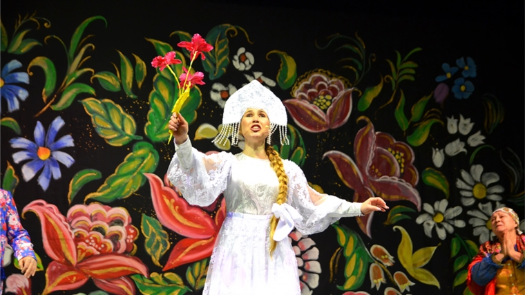 На сцене Театра юного зрителя им. М. Сеспеля – новогодняя премьера «Аленький цветочек»