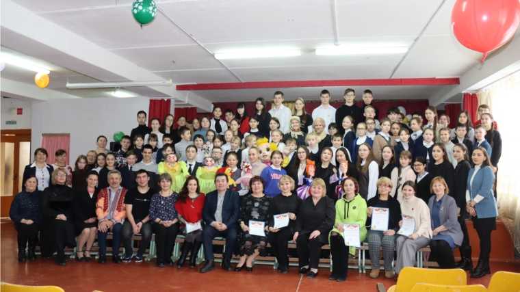 Союз театральных деятелей Чувашии организовал выезд артистов в Ювановскую школу Ядринского муниципального округа.